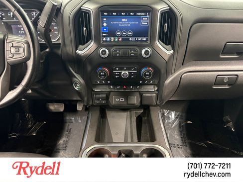 Used 2022 GMC Sierra 1500 AT4 w/ AT4 Preferred Package image 15