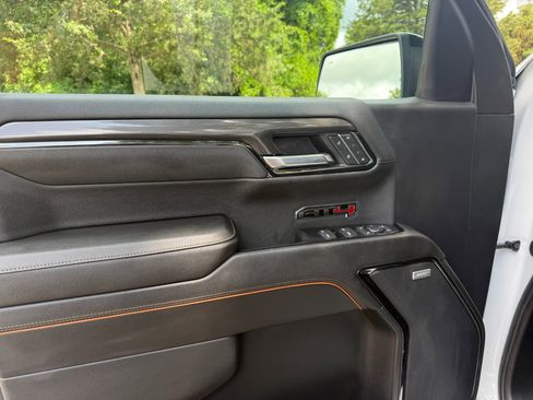 Used 2024 GMC Sierra 1500 AT4 w/ Technology Package image 67