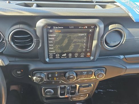 Used 2020 Jeep Wrangler Unlimited Sahara image 24