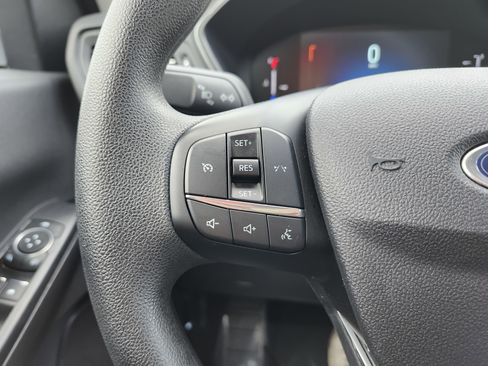 Used 2025 Ford Escape Active AWD/4WD image 34