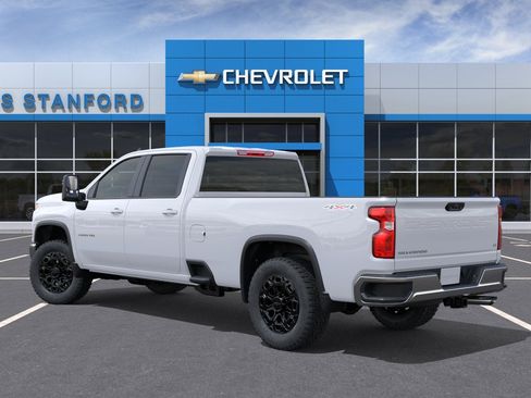 New 2026 Chevrolet Silverado 3500 LT image 3