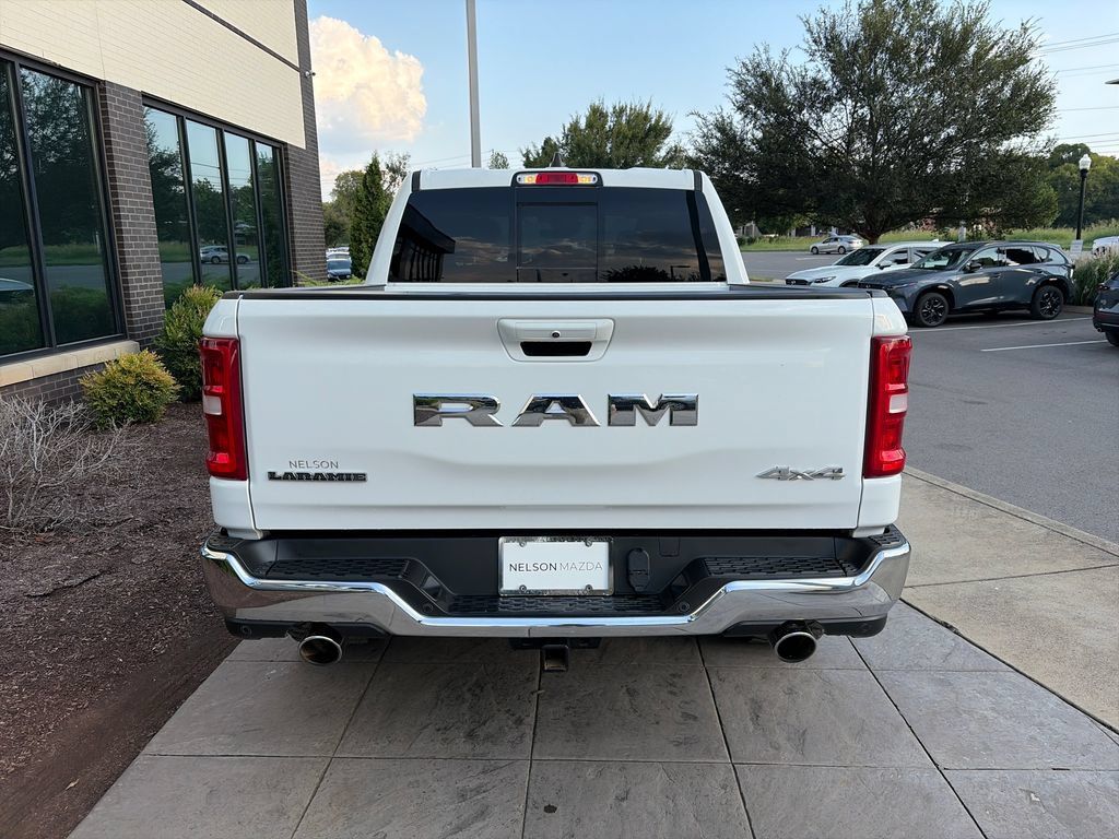 Used 2025 RAM 1500 Laramie AWD/4WD image 6