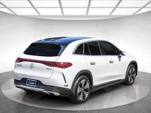 Certified 2024 Mercedes-Benz EQE 350+ 4MATIC SUV w/ Driver Assistance Package image 4