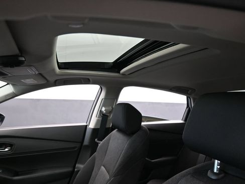 Used 2025 Honda Accord SE image 11