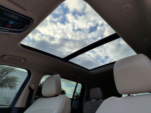 Used 2022 Jeep Grand Cherokee L Limited image 28