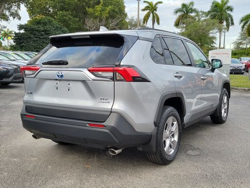 Used 2024 Toyota RAV4 XLE image 4