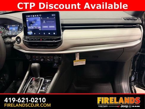 New 2025 Jeep Compass Limited w/ Sun & Sound Group image 17