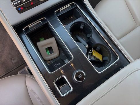 Used 2023 Lincoln Aviator AWD image 20