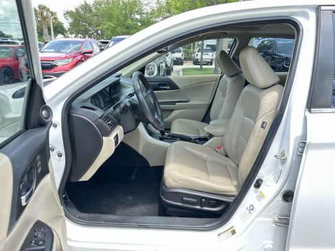 Used 2015 Honda Accord EX-L image 2