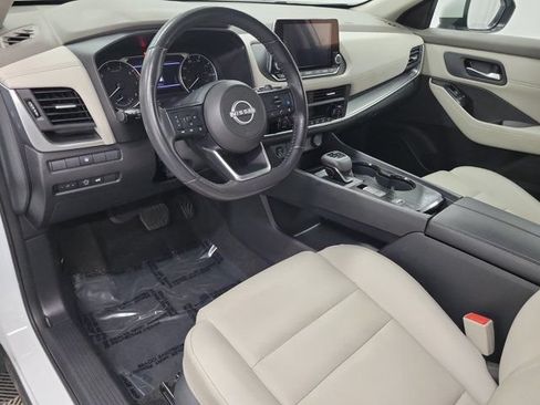 Certified 2024 Nissan Rogue SV w/ SV Premium Package FWD image 20
