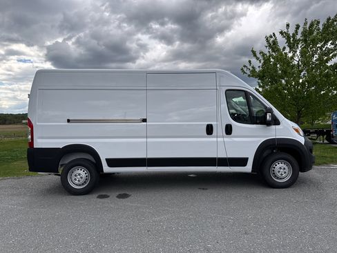 New 2026 RAM ProMaster 2500 w/ Advanced Safety Group FWD image 16