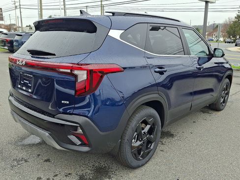 New 2026 Kia Seltos EX image 3