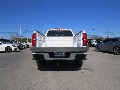 Used 2021 Chevrolet Colorado LT w/ Fleet Safety Package image 5