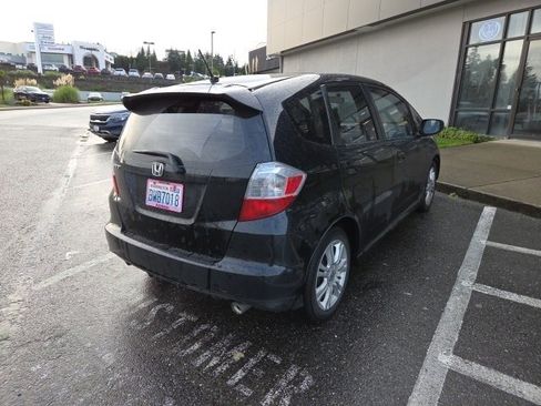 Used 2010 Honda Fit Sport image 3