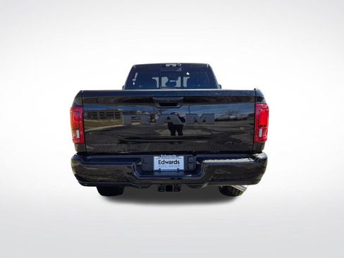 New 2026 RAM 2500 Big Horn AWD/4WD image 5