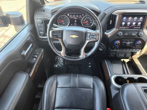 Used 2022 Chevrolet Silverado 2500 High Country AWD/4WD image 11