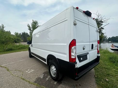 Used 2023 RAM ProMaster 2500 w/ Driver Convenience Group (A) FWD image 7