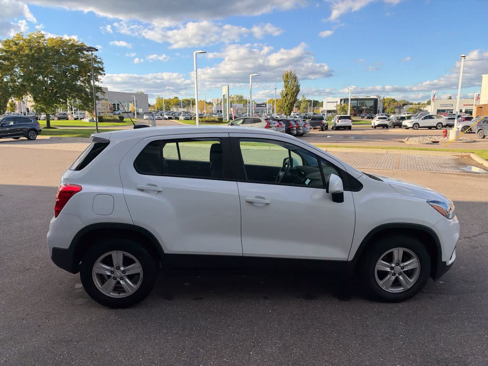 Used 2019 Chevrolet Trax LS FWD image 6