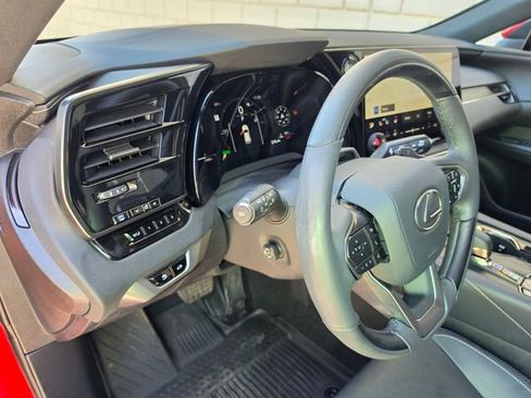 Used 2025 Lexus RX 350h w/ Convenience Package AWD/4WD image 20