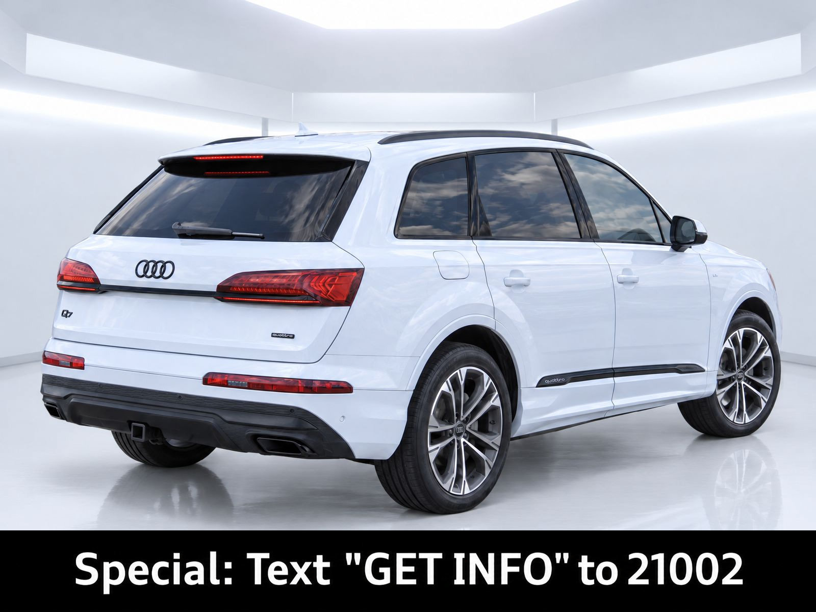 Used 2025 Audi Q7 2.0T Premium w/ Convenience Plus Package AWD/4WD image 4