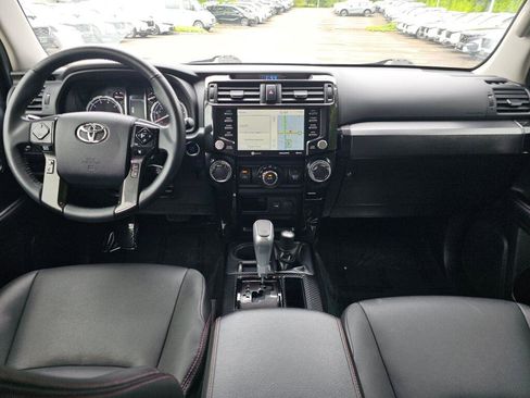 Used 2020 Toyota 4Runner TRD Off-Road Premium AWD/4WD image 20