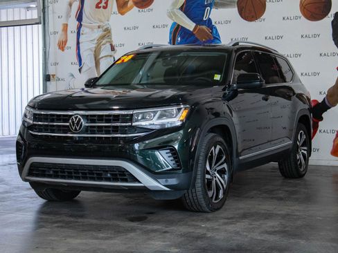 Used 2021 Volkswagen Atlas SEL Premium image 22