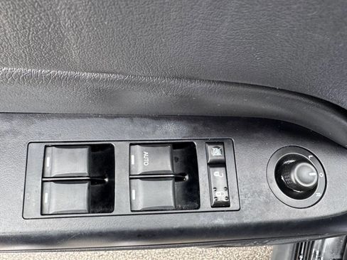 Used 2012 Jeep Patriot Latitude image 12