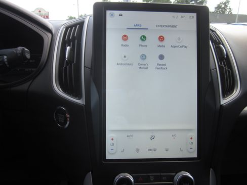 Used 2024 Ford Edge SEL AWD/4WD image 15