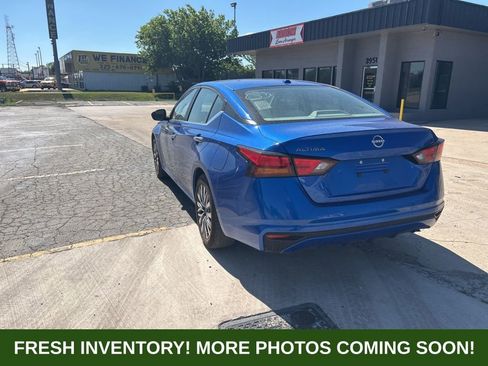 Used 2025 Nissan Altima 2.5 SV FWD image 4
