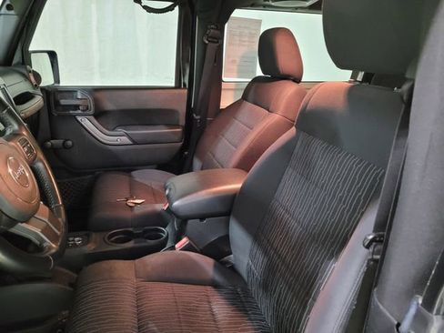 Used 2012 Jeep Wrangler Sport image 20