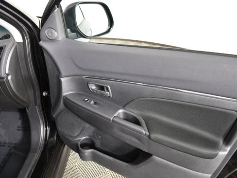Used 2024 Mitsubishi Outlander Sport LE AWD/4WD image 38
