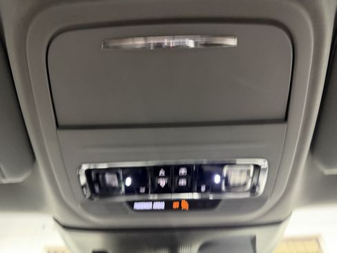 Used 2022 Lincoln Corsair AWD w/ Premium Package image 15