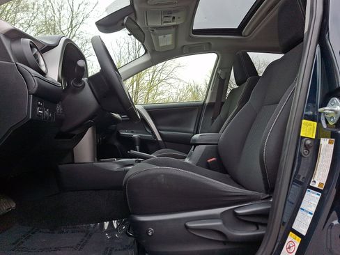 Used 2017 Toyota RAV4 XLE image 13