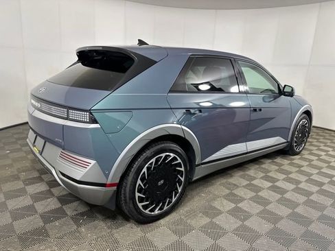 Used 2024 Hyundai Ioniq 5 Limited image 3