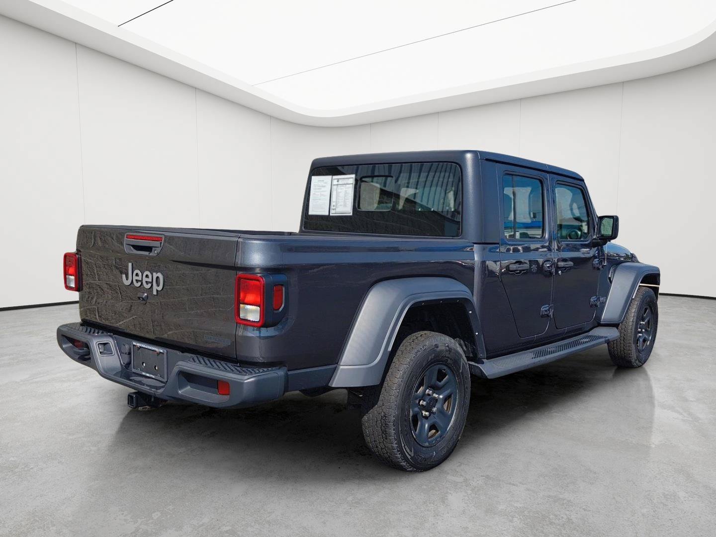 Used 2021 Jeep Gladiator Sport AWD/4WD image 3