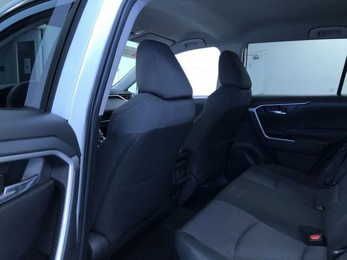Certified 2025 Toyota RAV4 XLE AWD/4WD image 19