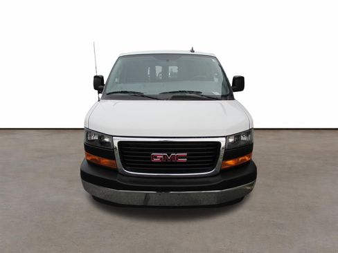 Used 2024 GMC Savana 2500 w/ Driver Convenience Package RWD image 9