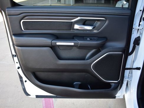 Used 2025 RAM 1500 Laramie AWD/4WD image 22