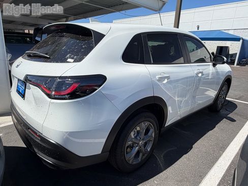 Used 2026 Honda HR-V LX image 4