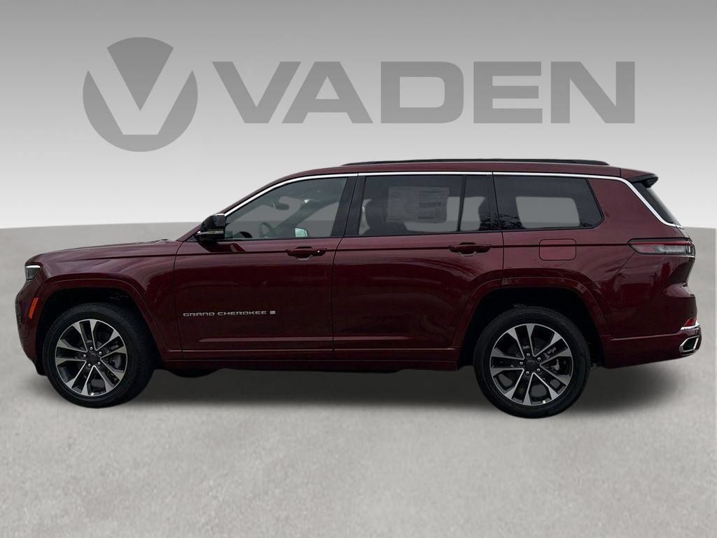 Used 2025 Jeep Grand Cherokee L Overland w/ Trailer Tow Package AWD/4WD image 9