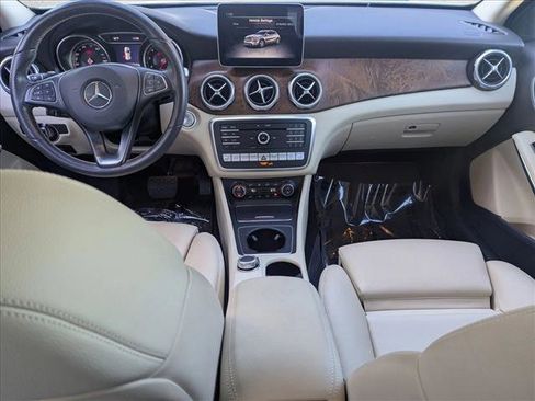 Used 2020 Mercedes-Benz GLA 250 GLA 250 image 16