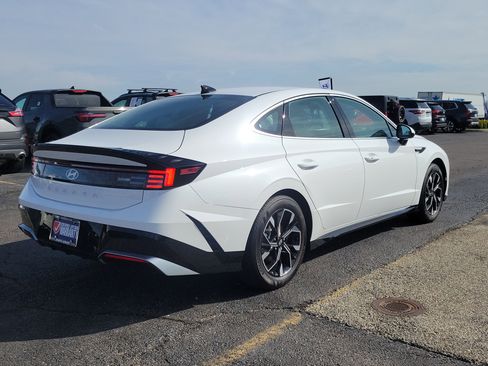 New 2025 Hyundai Sonata SEL FWD image 4