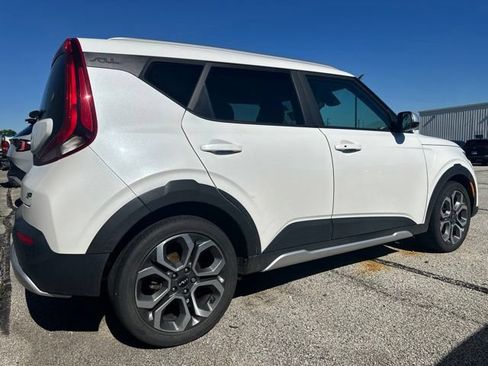 Used 2022 Kia Soul X-Line FWD image 4