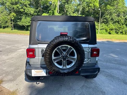 Used 2020 Jeep Wrangler Unlimited Sahara AWD/4WD image 6