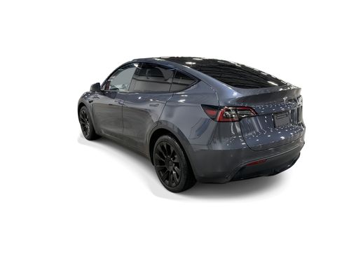 Certified 2023 Tesla Model Y Long Range AWD/4WD image 4