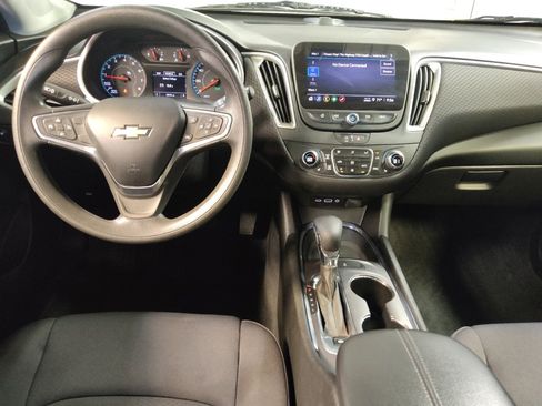Used 2022 Chevrolet Malibu LT image 22