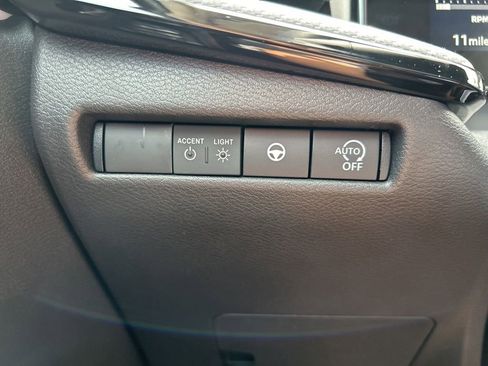 New 2026 Nissan Kicks SR w/ Illumination Package image 22