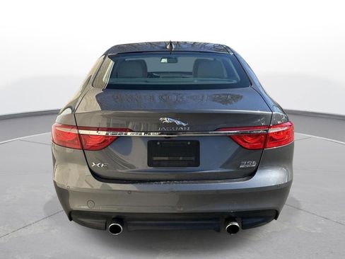Used 2017 Jaguar XF Prestige image 7
