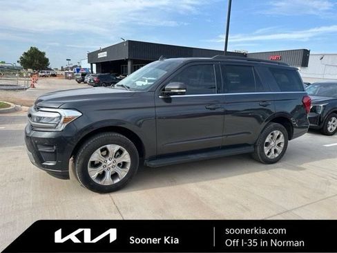 Used 2024 Ford Expedition XLT RWD image 1