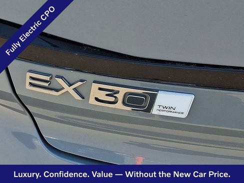 Certified 2025 Volvo EX30 Ultra w/ Protection Package Premier AWD/4WD image 31